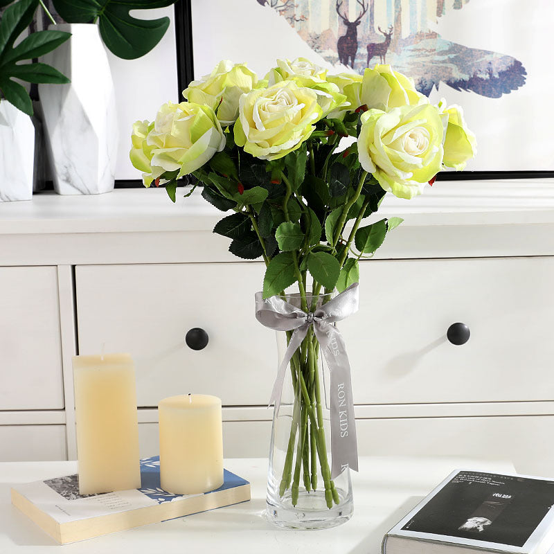 Simulation single flannel rose