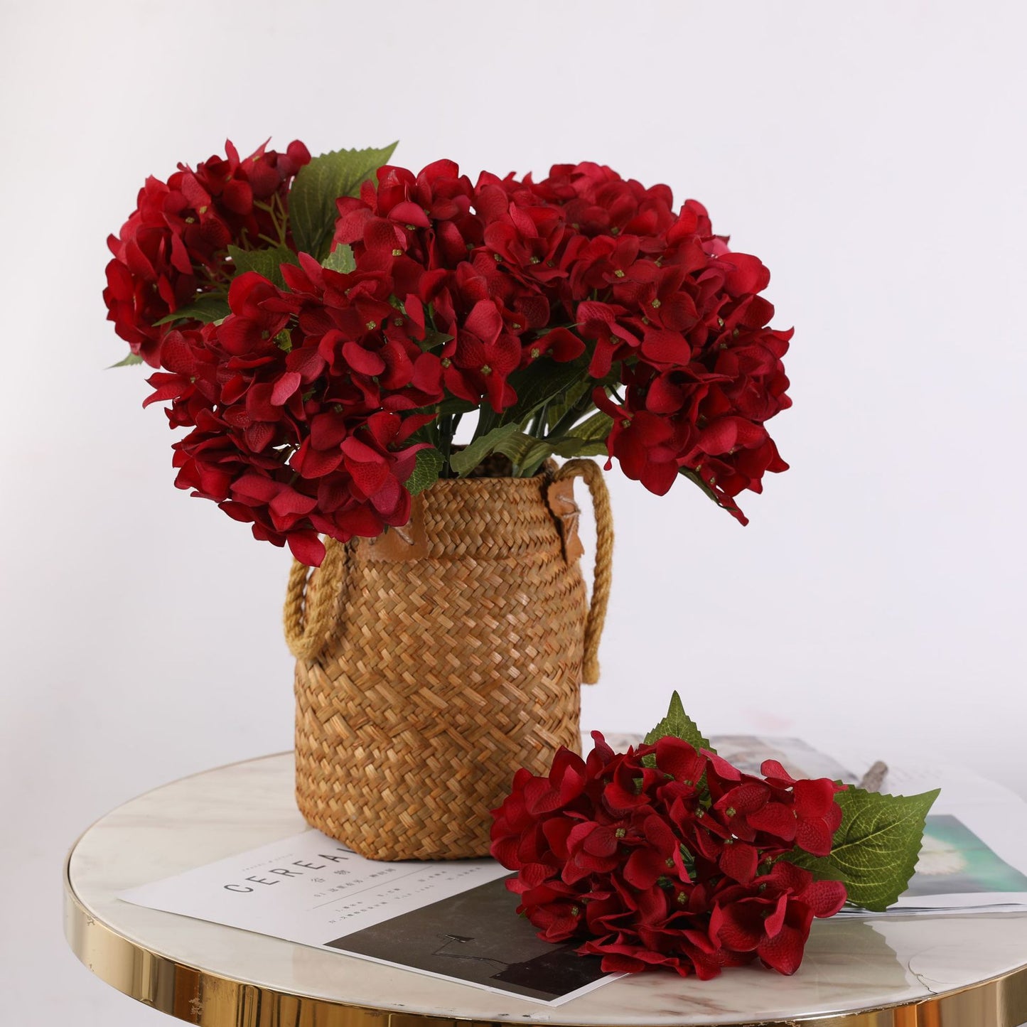 Artificial flower nourishing hydrangea