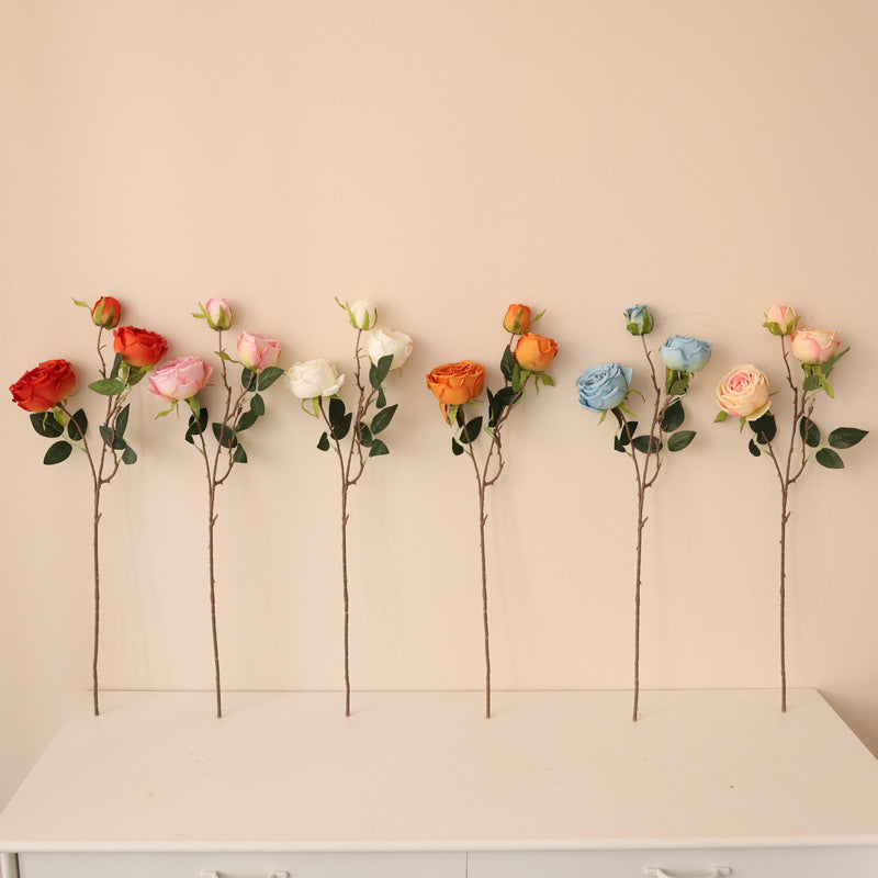 Simulated three-headed imperial rose