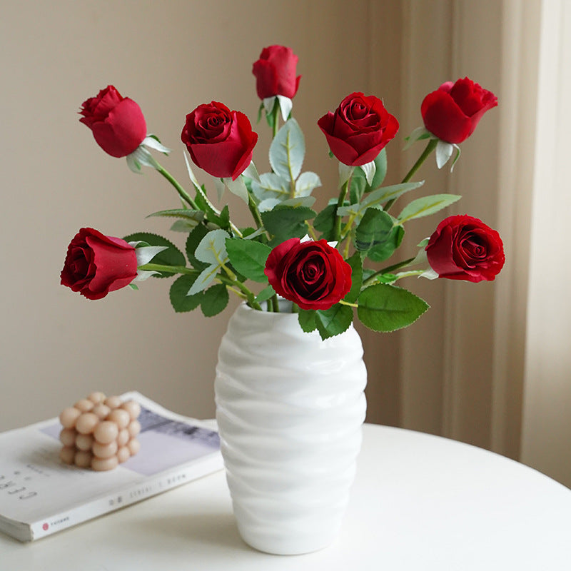 Artificial flower new style single silk fabric moisturizing rose