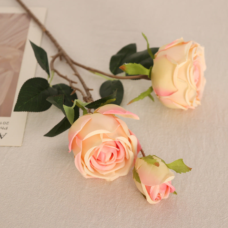 Simulated three-headed imperial rose
