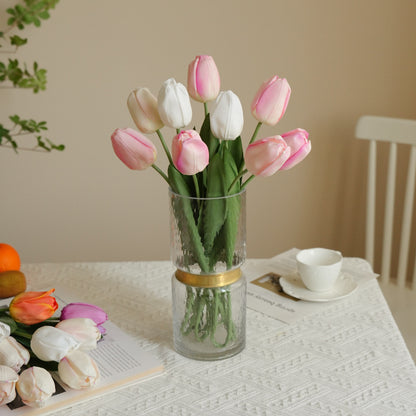 Simulation single Austin tulip bouquet